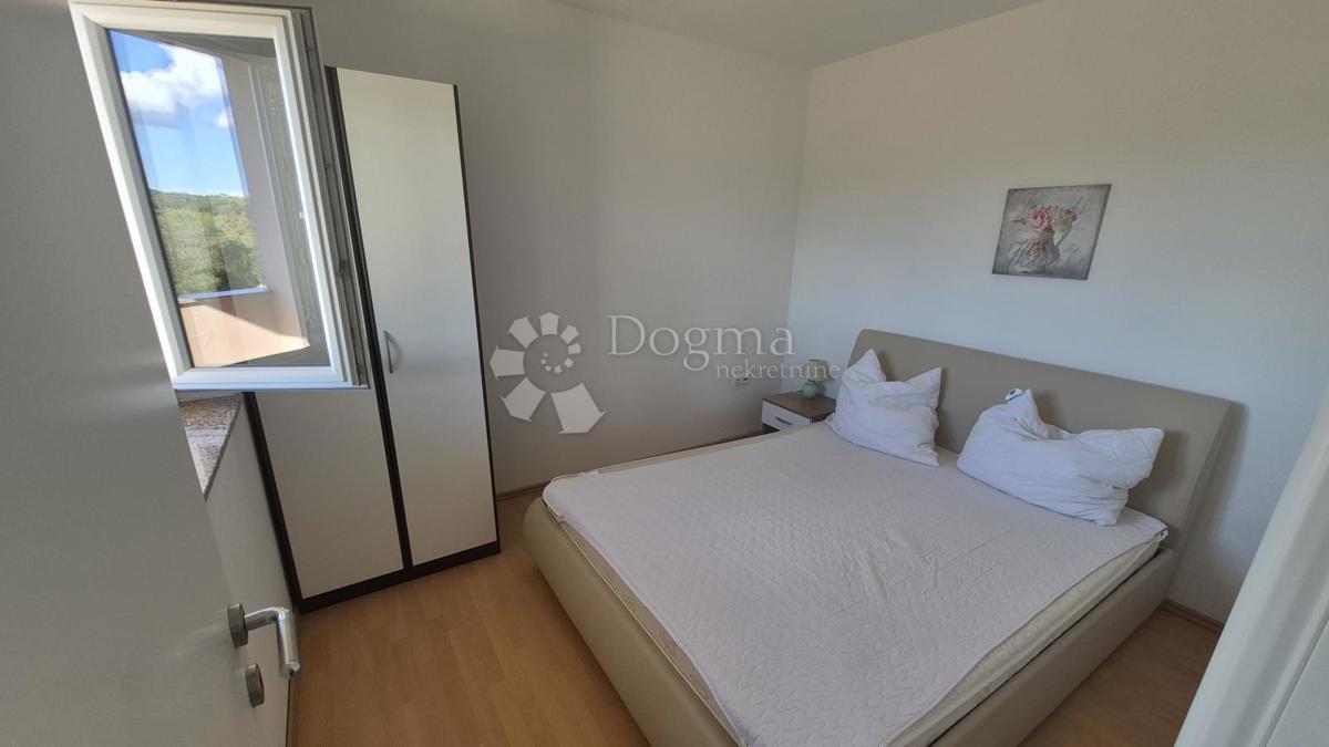 Stanovanje Peroj, Vodnjan, 76m2