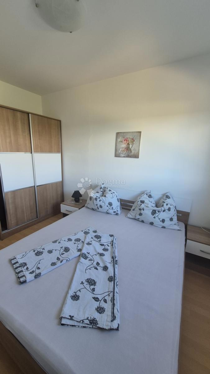 Stanovanje Peroj, Vodnjan, 76m2