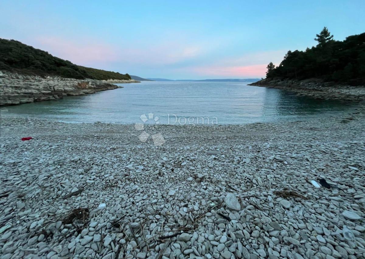 Kmetijsko zemljišče Peruški, Marčana, 450m2