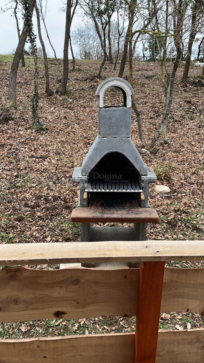 Kmetijsko zemljišče Peruški, Marčana, 450m2