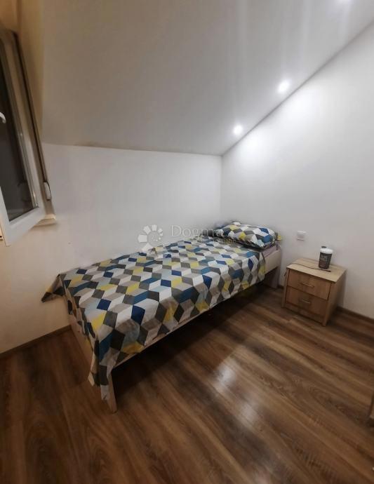 Stanovanje Strožanac, Podstrana, 156m2