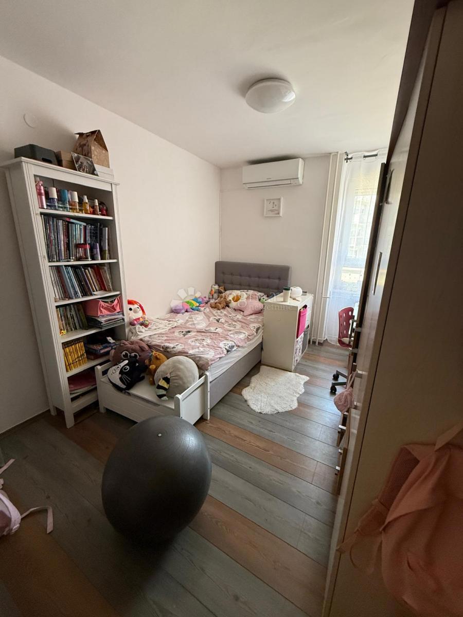 Stanovanje Cvjetno naselje, Velika Gorica, 80m2