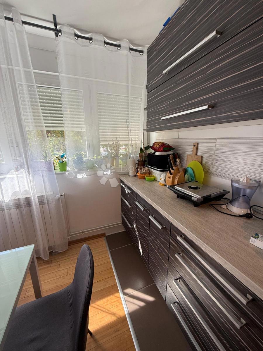 Stanovanje Cvjetno naselje, Velika Gorica, 80m2