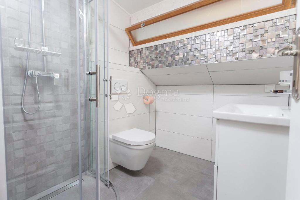 Hiša Živogošće, Podgora, 105m2