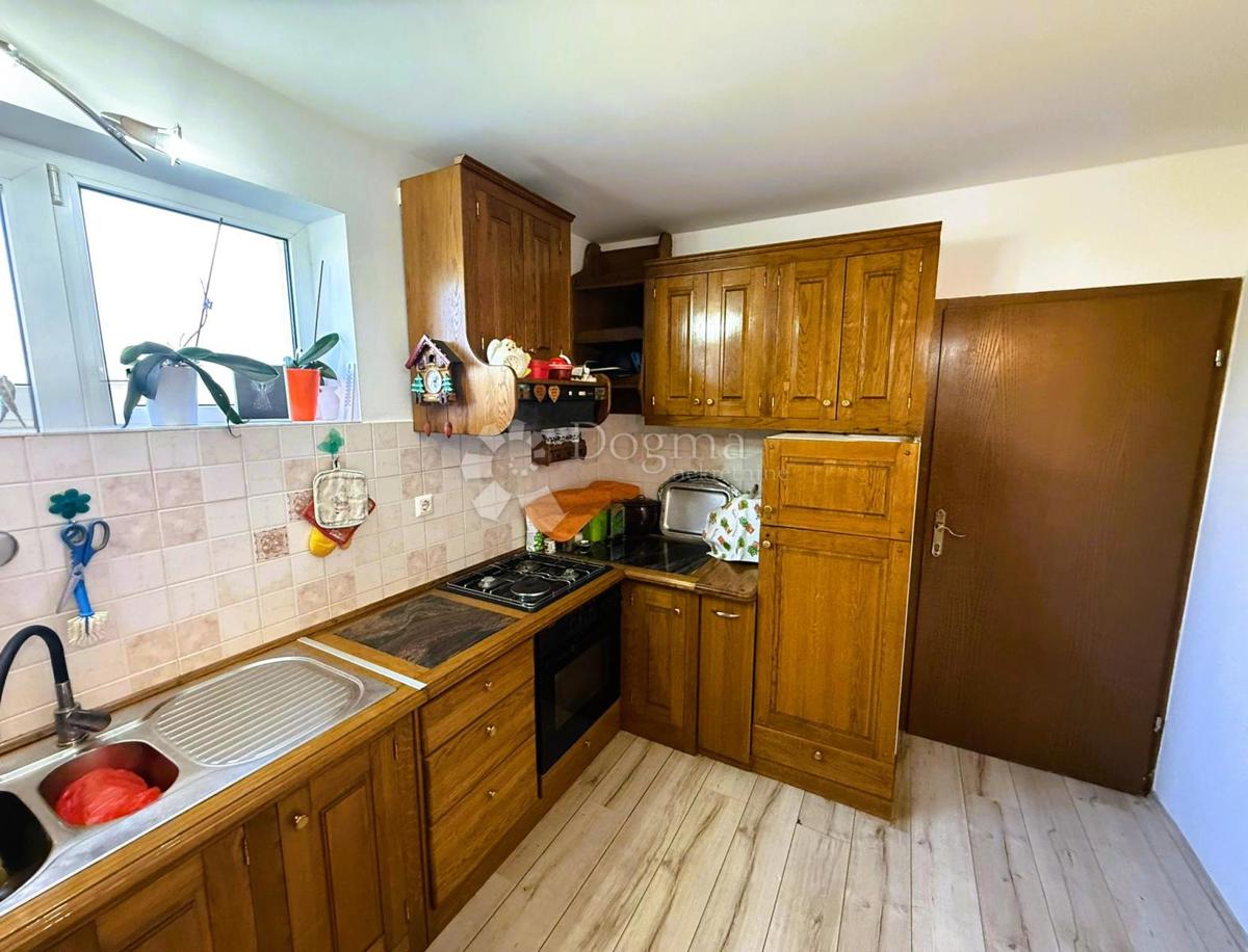 Hiša Dekanovec, 222m2