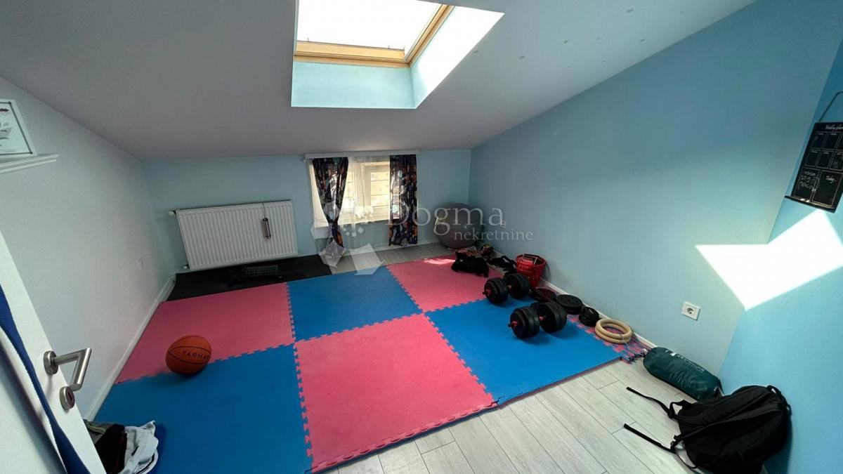 Stanovanje Monvidal, Pula, 86,32m2