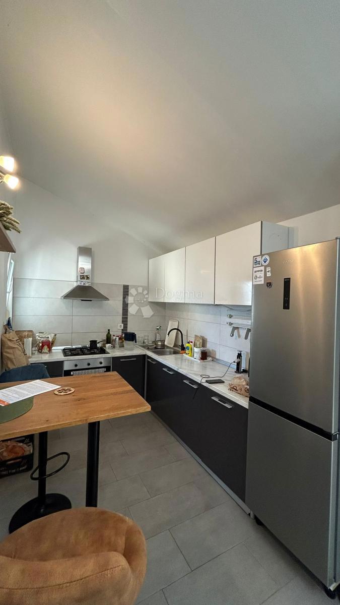 Stanovanje Monvidal, Pula, 86,32m2