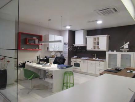 Poslovni prostor Centar, Pula, 177,20m2