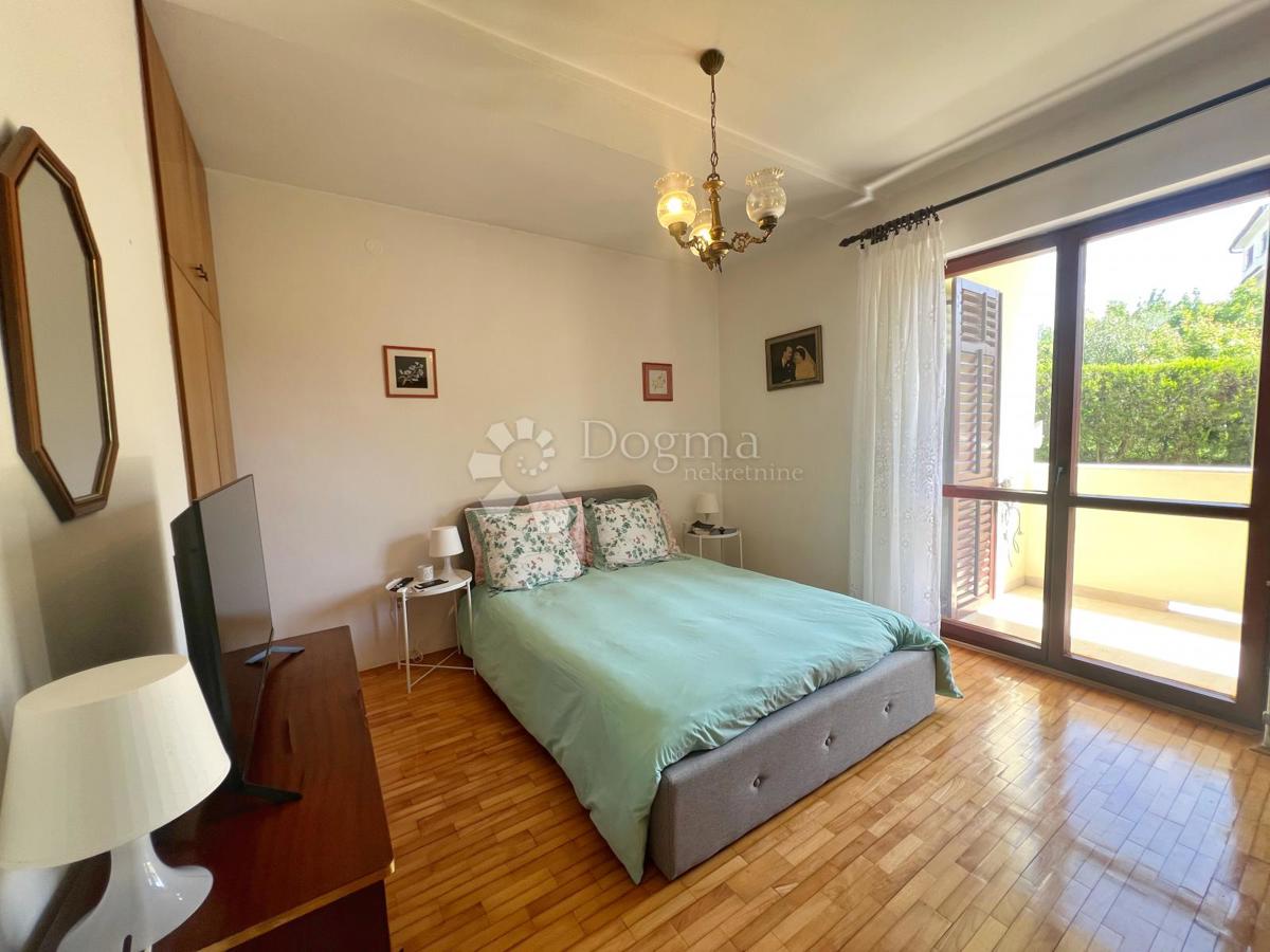 Hiša Medulin, 280m2