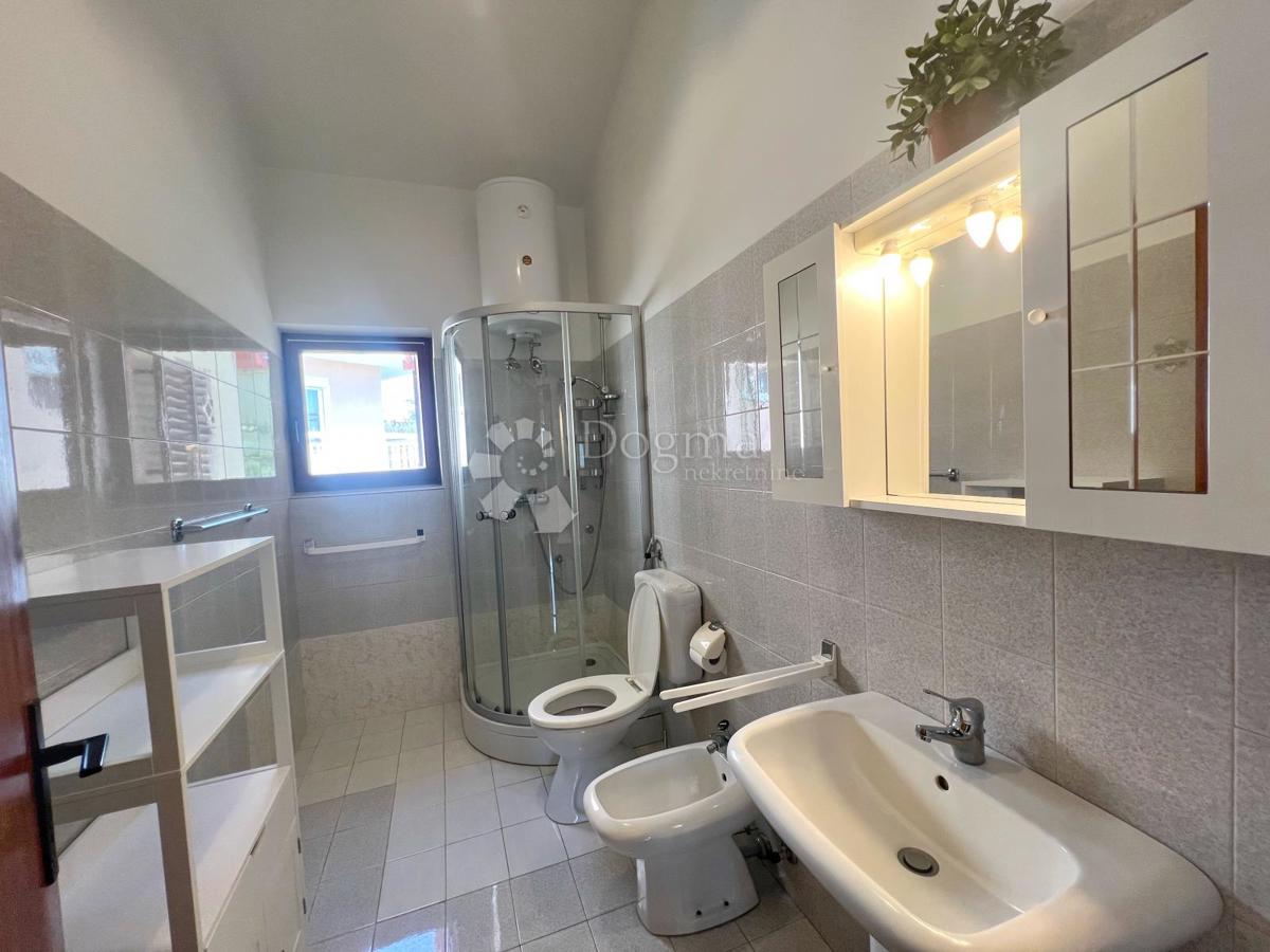 Hiša Medulin, 280m2