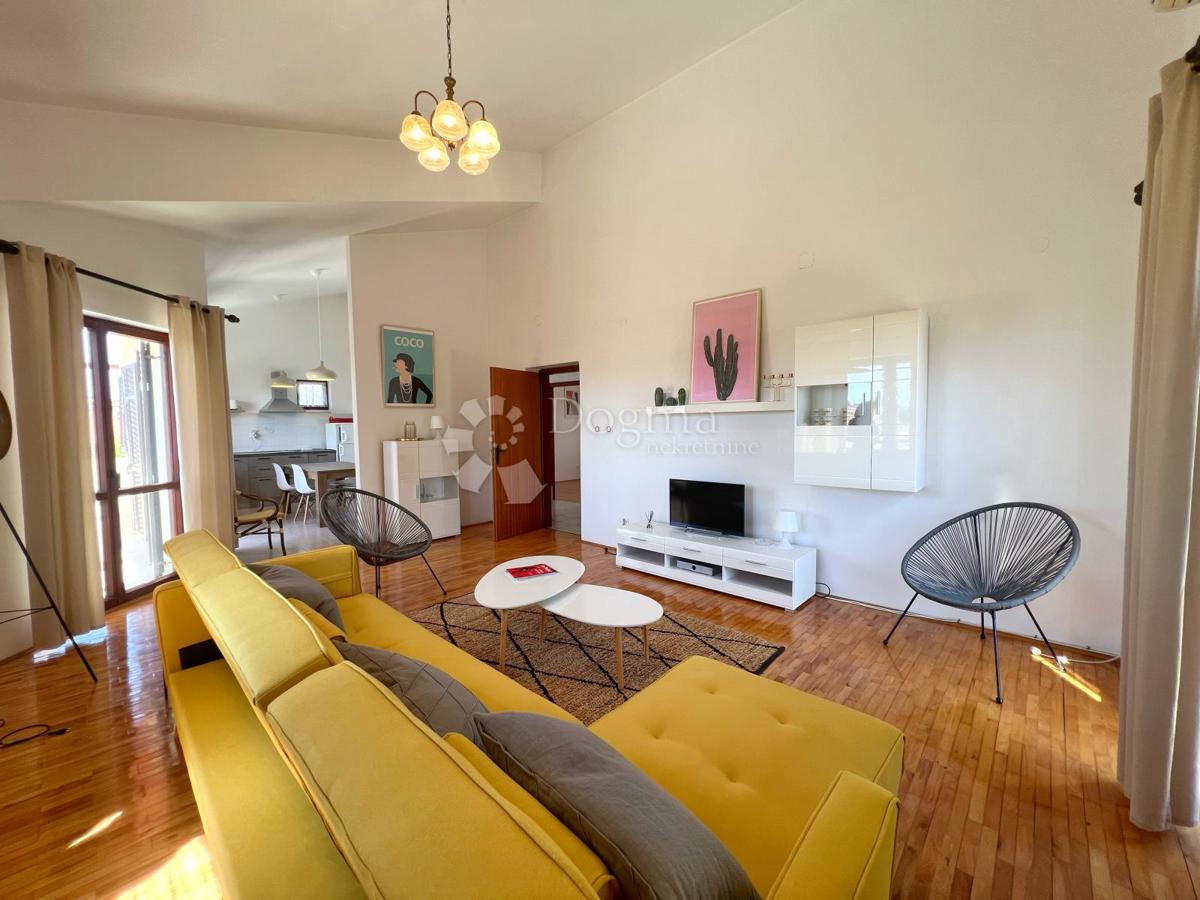 Hiša Medulin, 280m2