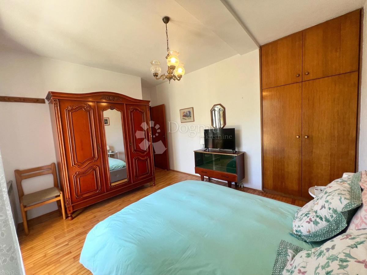 Hiša Medulin, 280m2