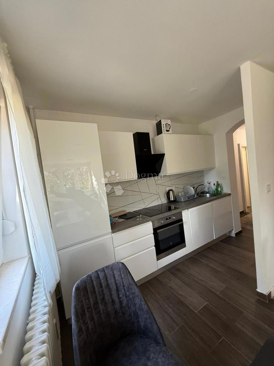 Stanovanje Savica, Trnje, 66,67m2