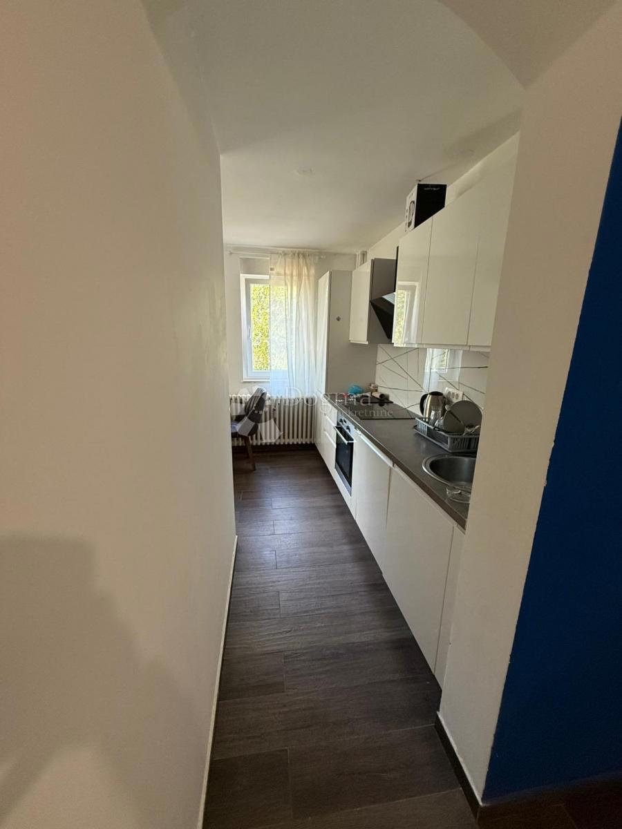 Stanovanje Savica, Trnje, 66,67m2