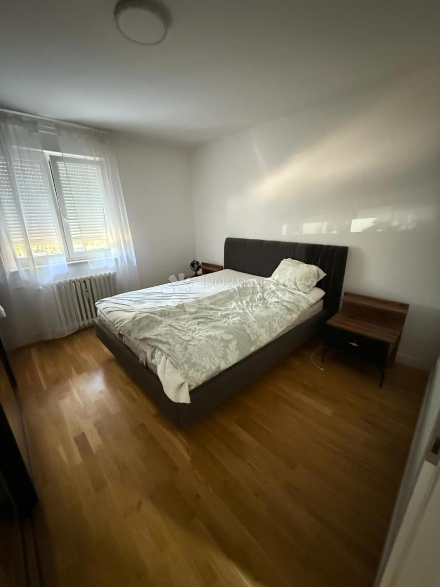 Stanovanje Savica, Trnje, 66,67m2