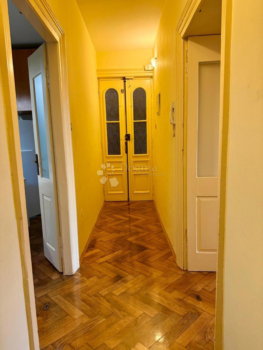 Stanovanje v srcu Pule