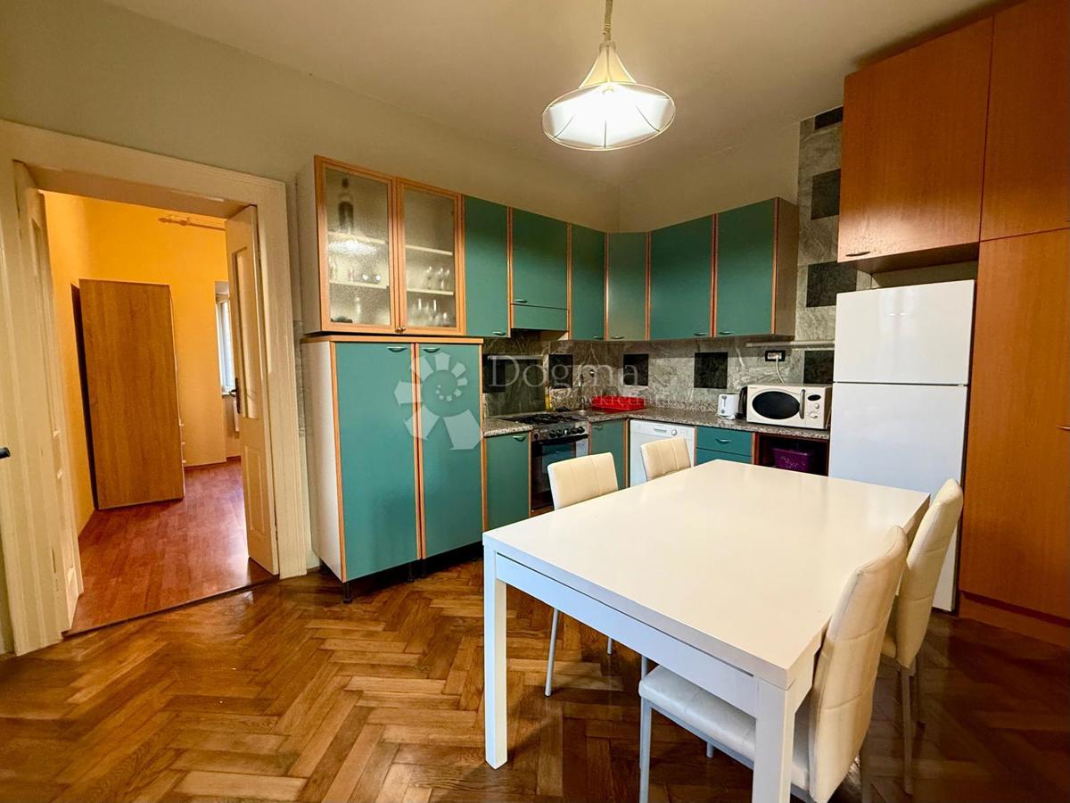 Stanovanje v srcu Pule