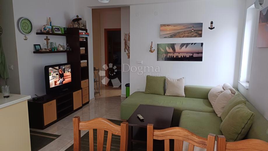 Apartma Novalja, 58m2