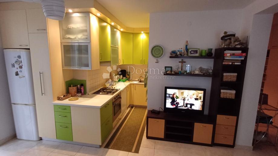 Apartma Novalja, 58m2