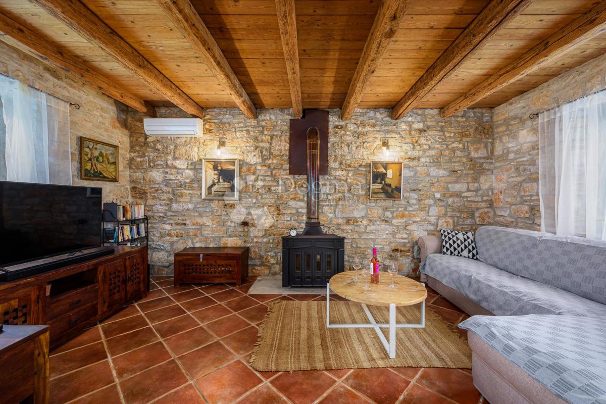 Hiša Heraki, Sveti Lovreč, 154m2