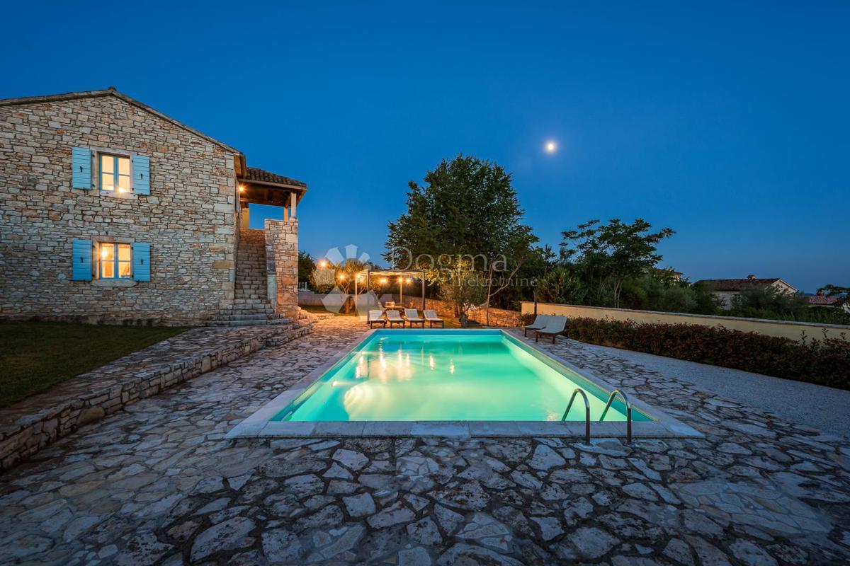 Hiša Heraki, Sveti Lovreč, 154m2