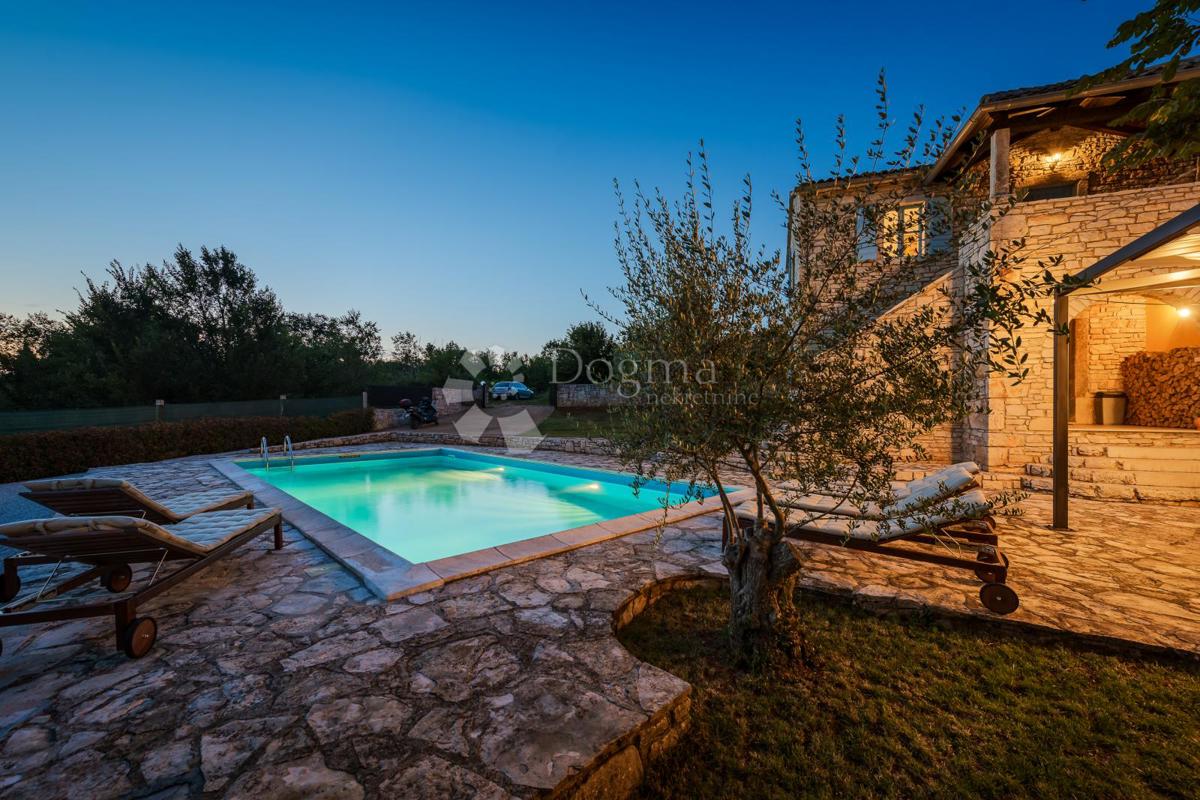 Hiša Heraki, Sveti Lovreč, 154m2