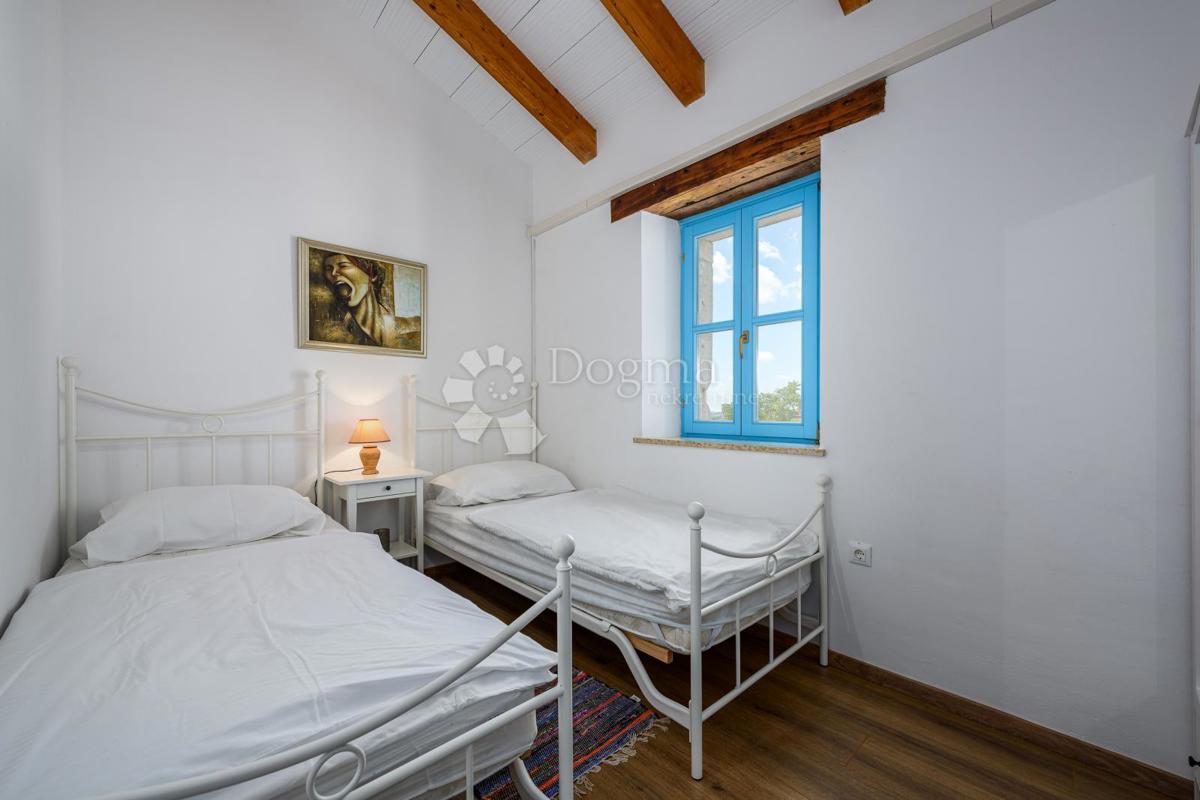 Hiša Heraki, Sveti Lovreč, 154m2