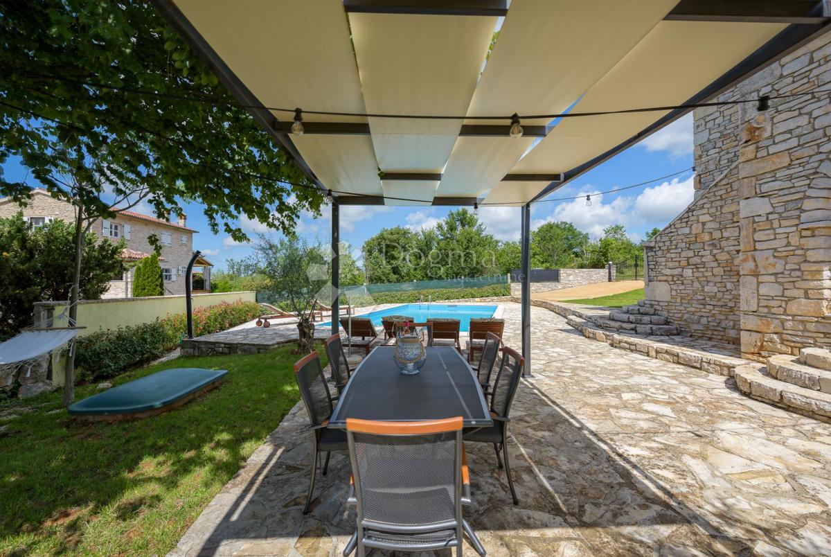 Hiša Heraki, Sveti Lovreč, 154m2