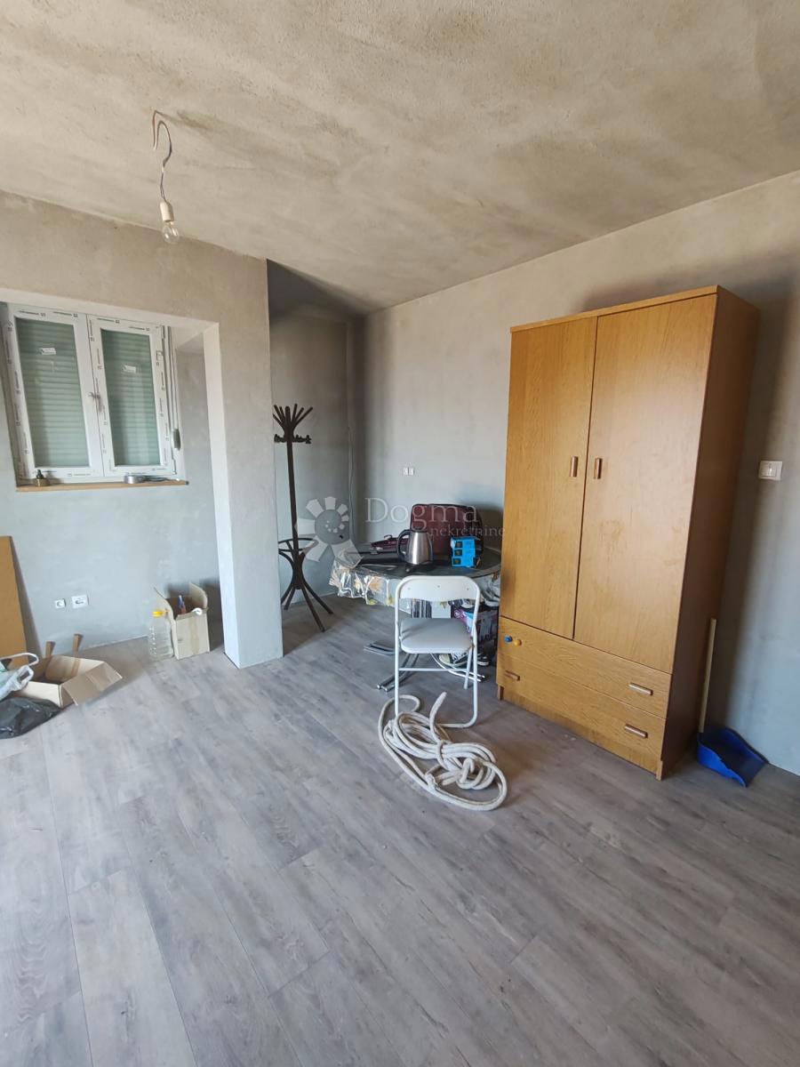 Hiša Brodarica, Šibenik - Okolica, 390m2