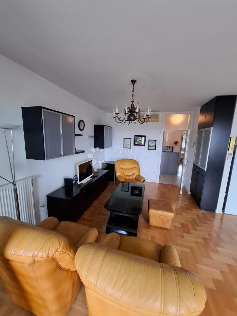 Stanovanje Trnje, 75,77m2