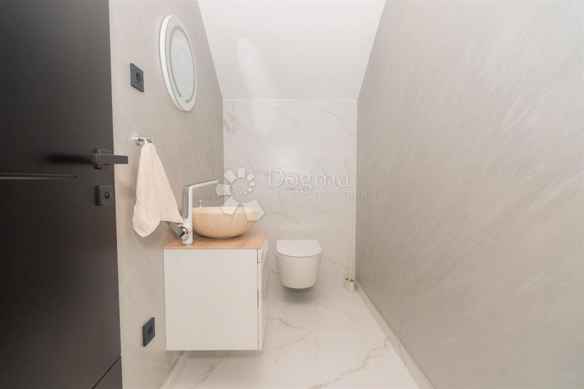 Hiša Podgrađe, Marija Bistrica, 230m2