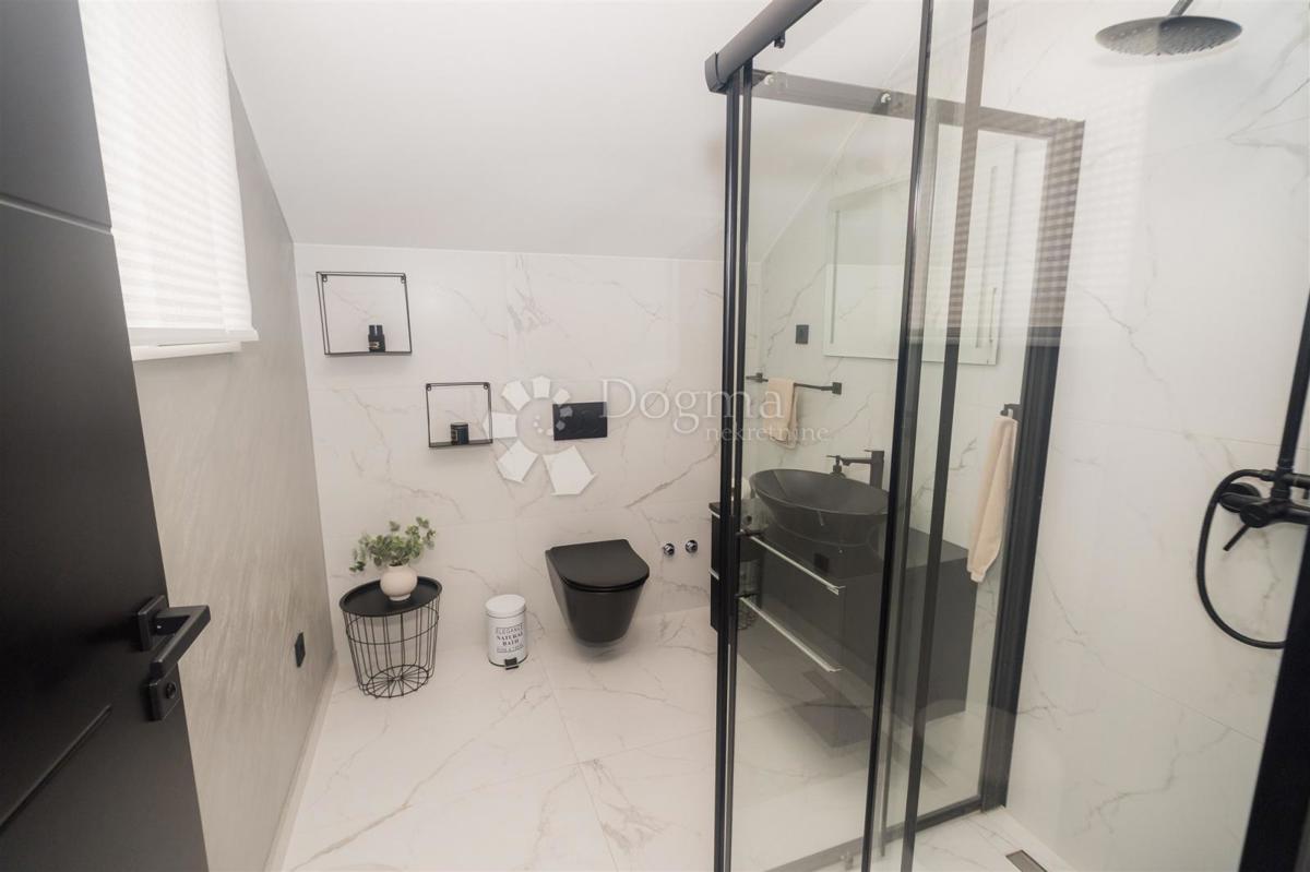 Hiša Podgrađe, Marija Bistrica, 230m2