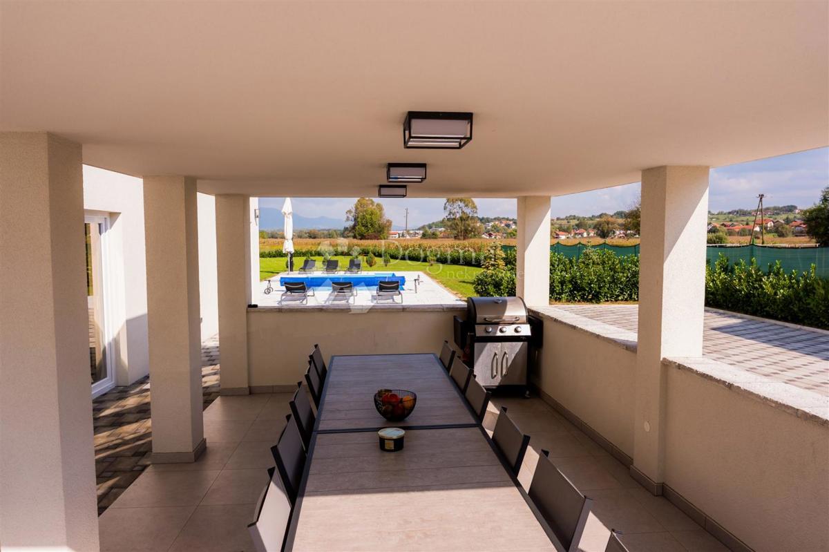 Hiša Podgrađe, Marija Bistrica, 230m2