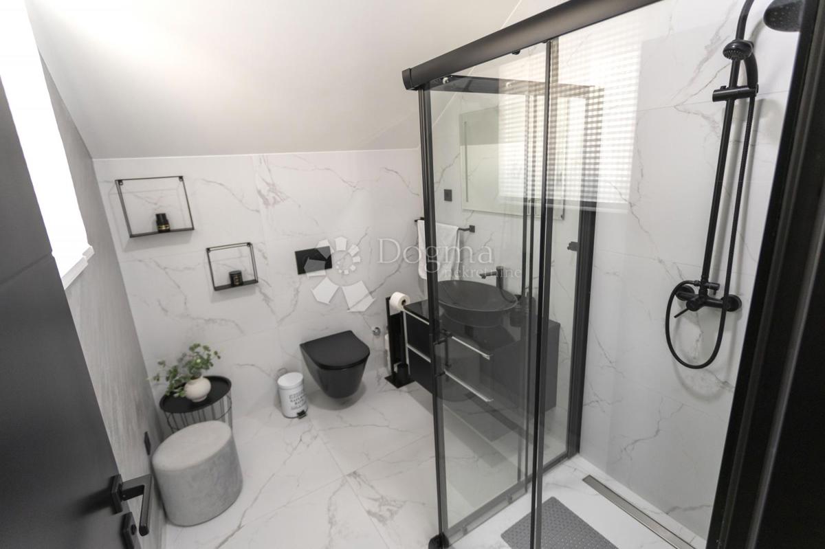 Hiša Podgrađe, Marija Bistrica, 230m2