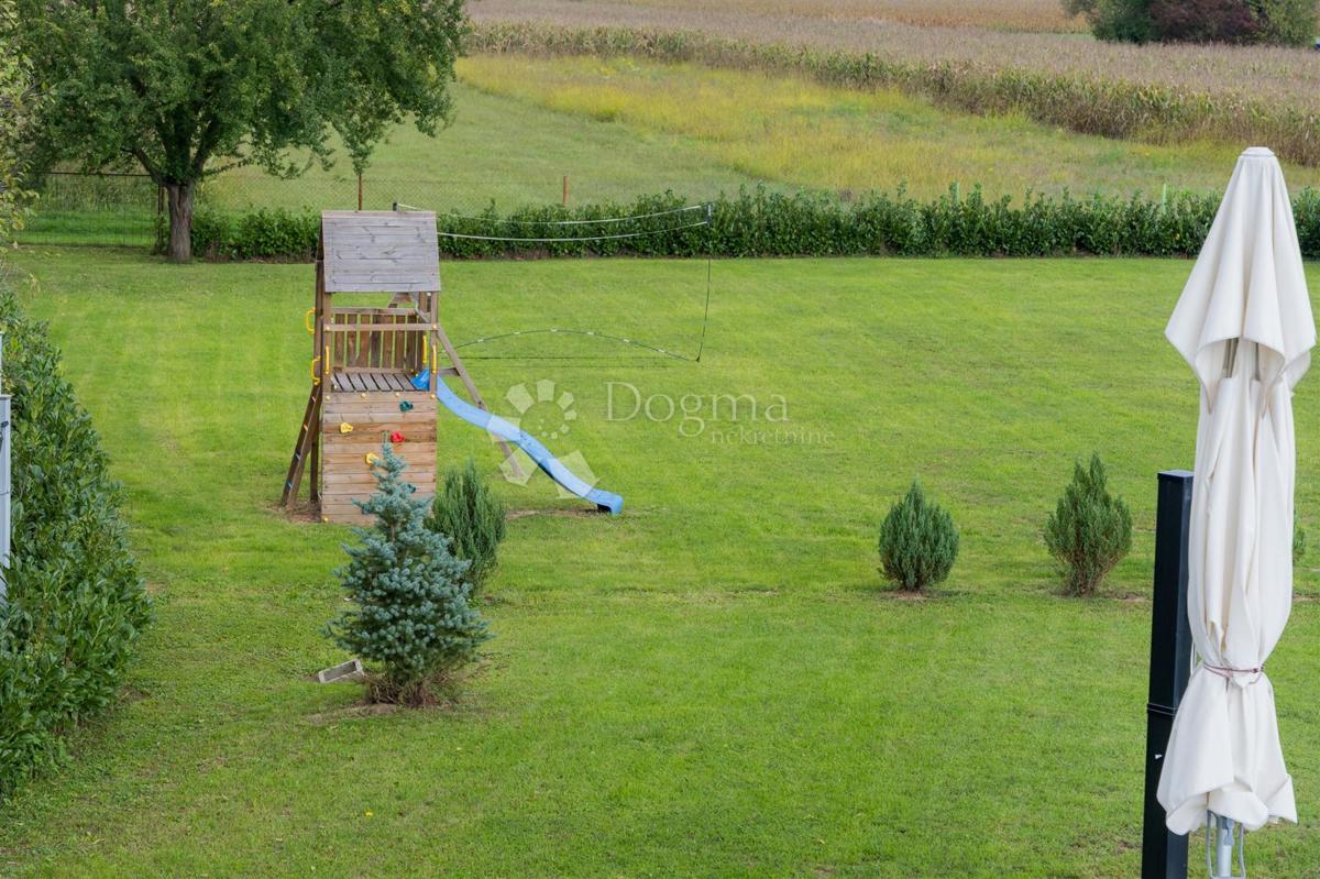 Hiša Podgrađe, Marija Bistrica, 230m2