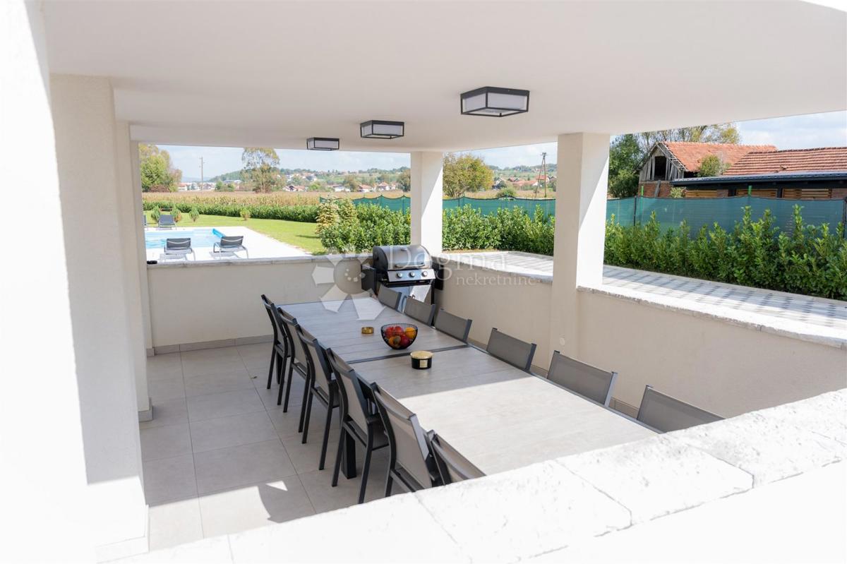 Hiša Podgrađe, Marija Bistrica, 230m2