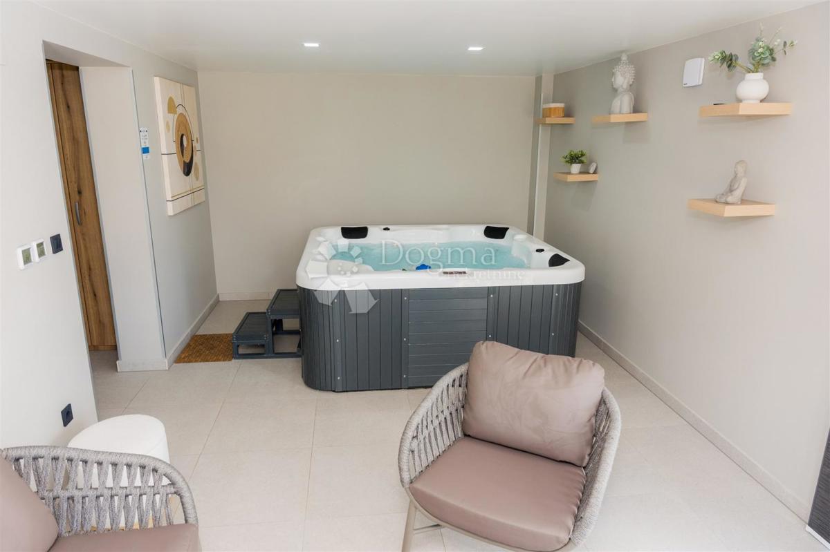 Hiša Podgrađe, Marija Bistrica, 230m2