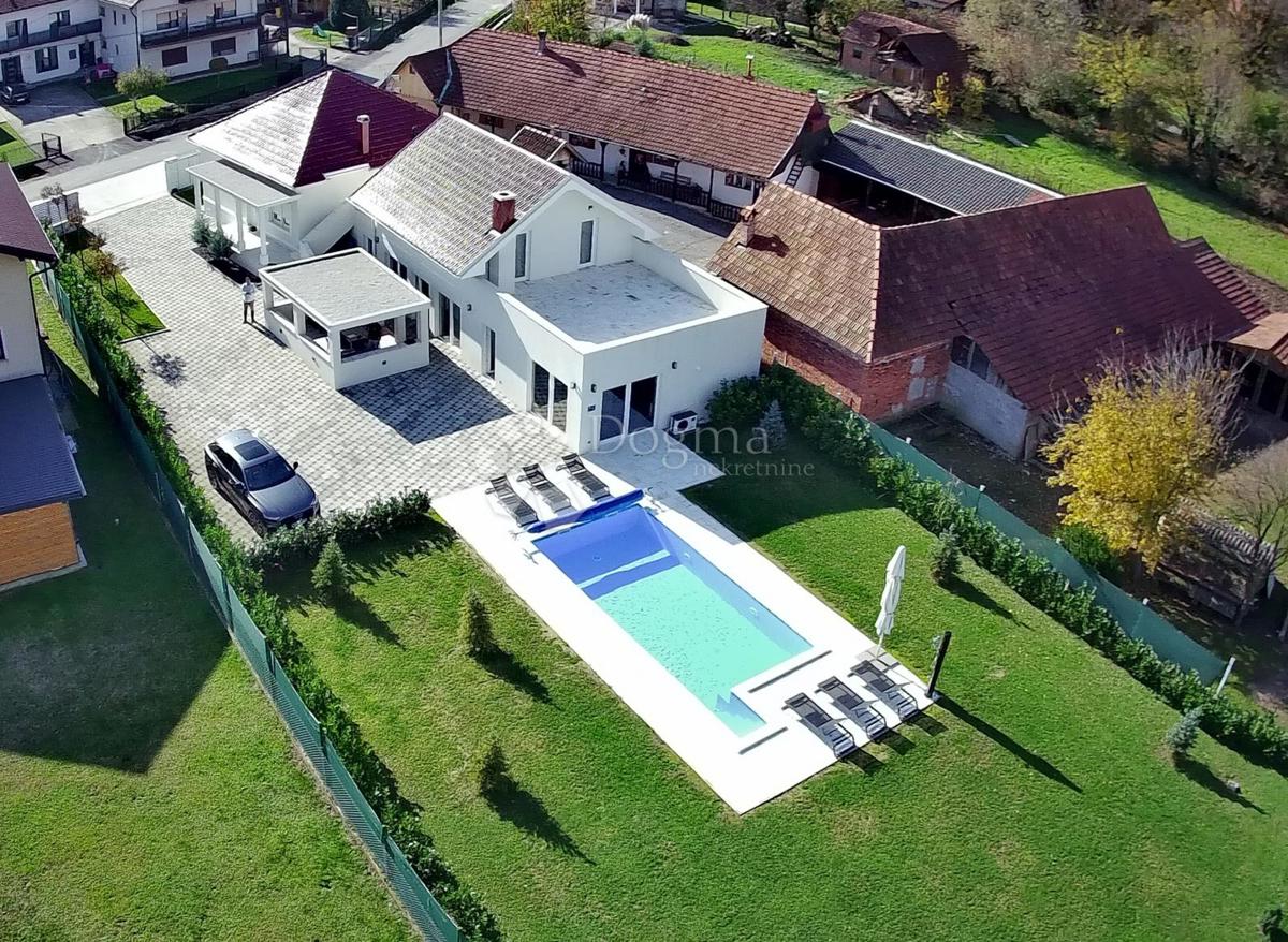 Hiša Podgrađe, Marija Bistrica, 230m2