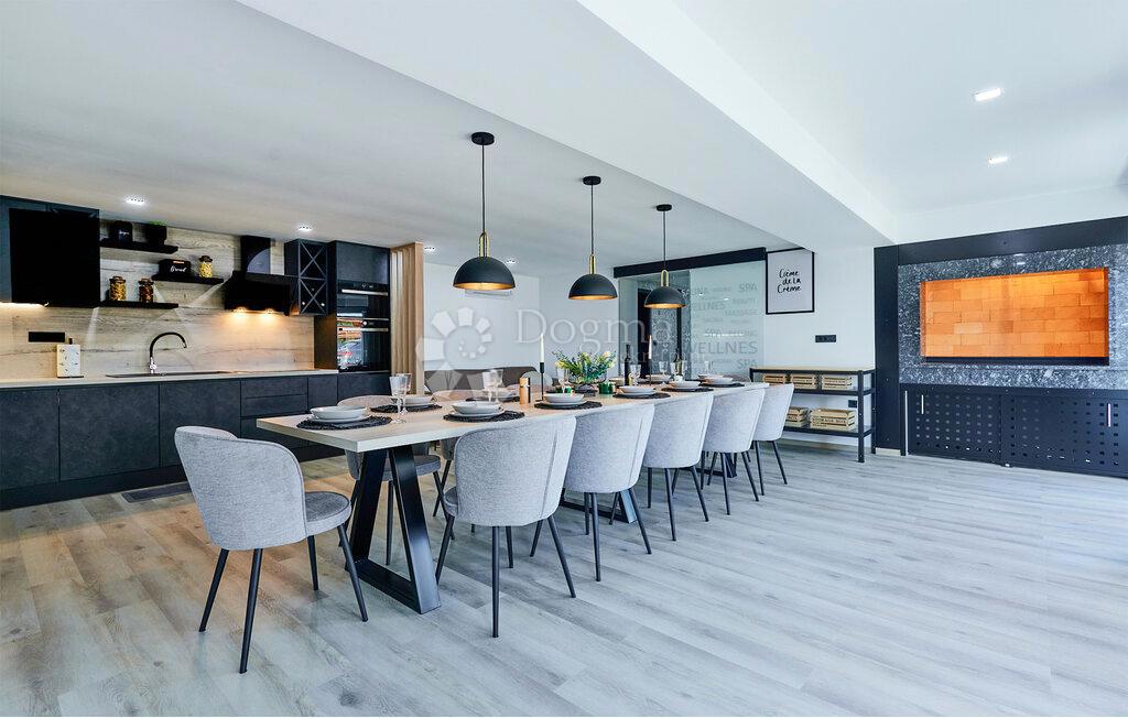 Hiša Podgrađe, Marija Bistrica, 230m2