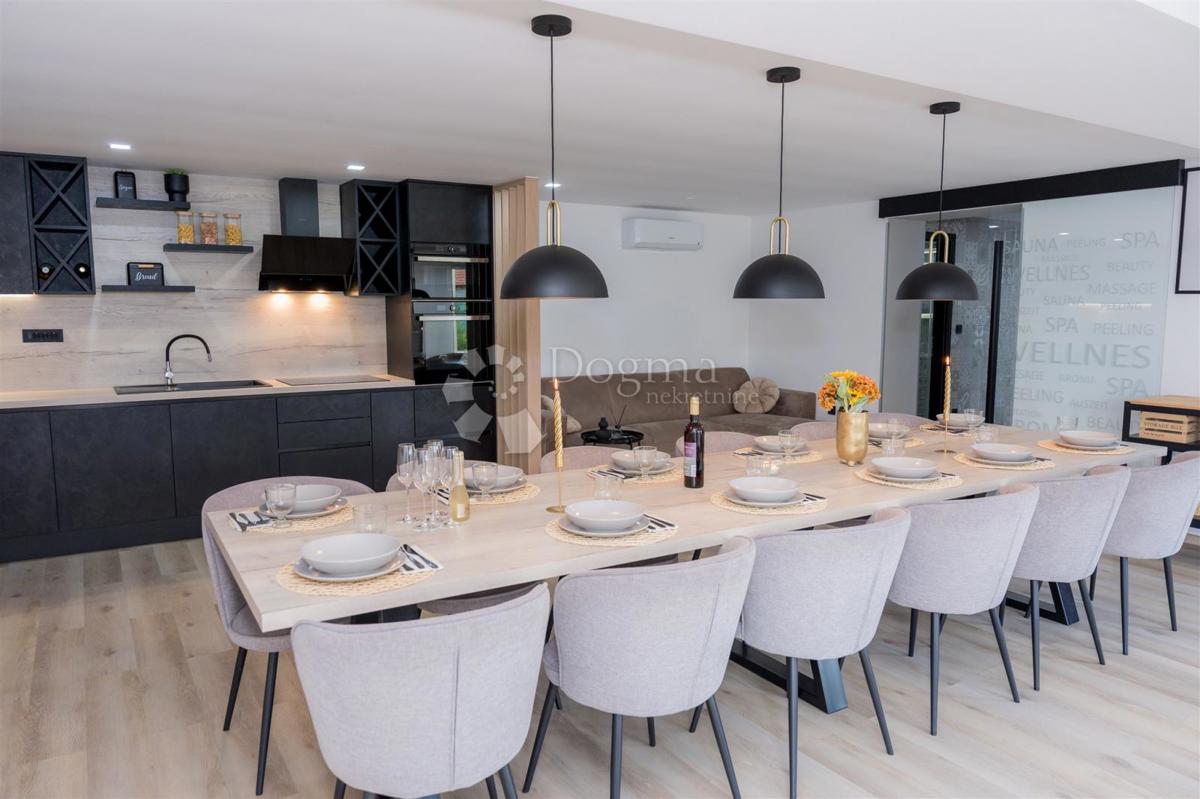 Hiša Podgrađe, Marija Bistrica, 230m2