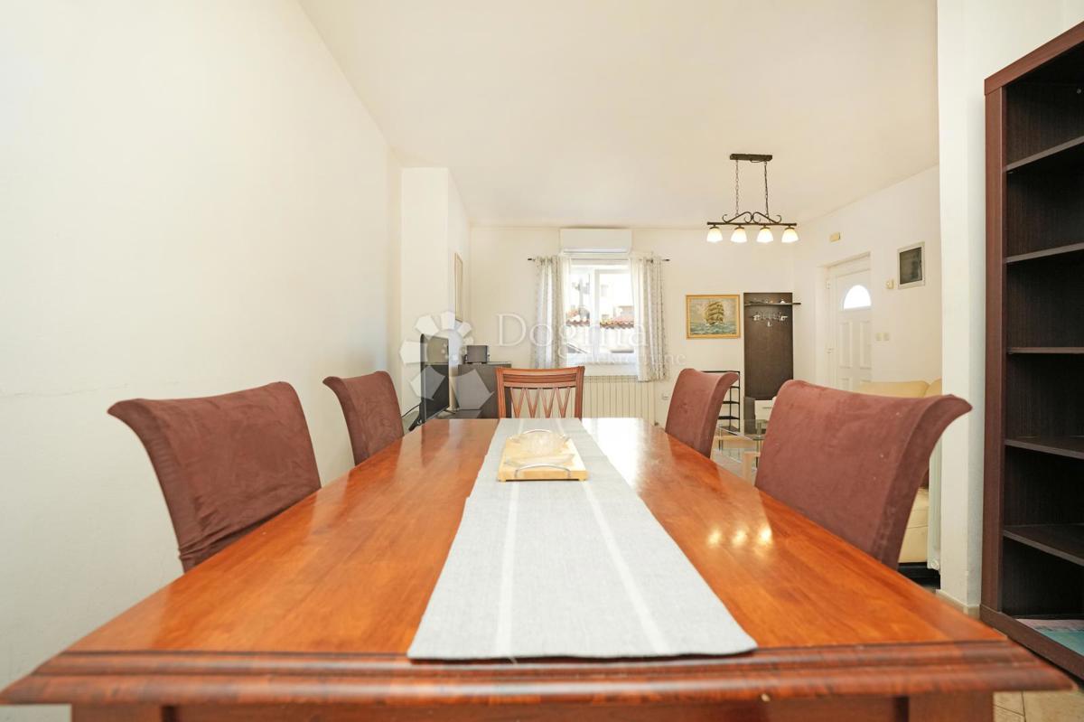 Stanovanje Štinjan, Pula, 70,02m2