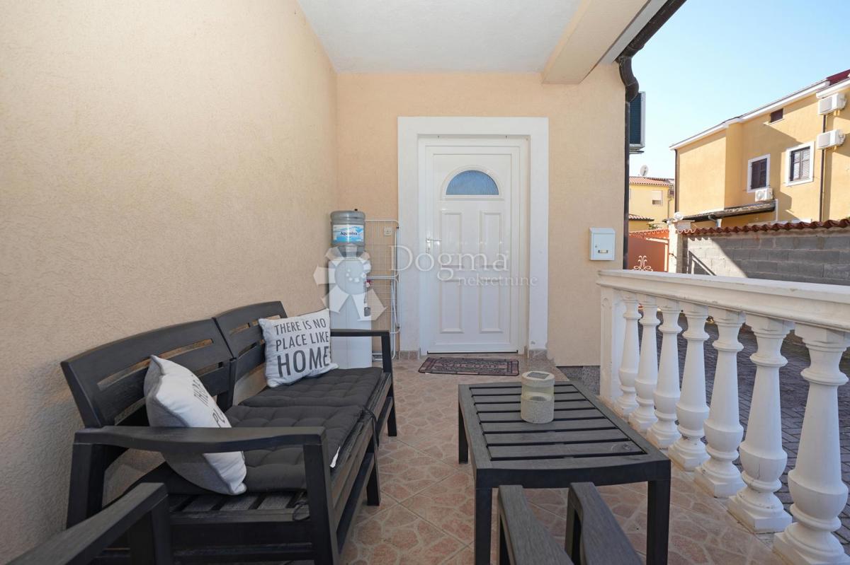 Stanovanje Štinjan, Pula, 70,02m2