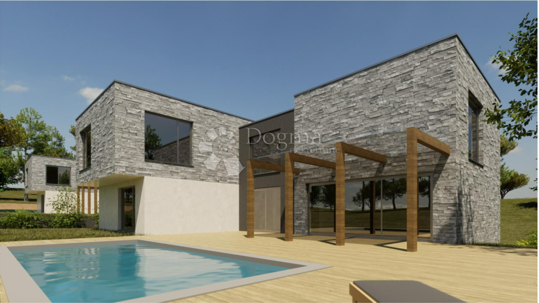 Prodaja gradbenega zemljišča z gradbenim dovoljenjem – Kanfanar, Istra