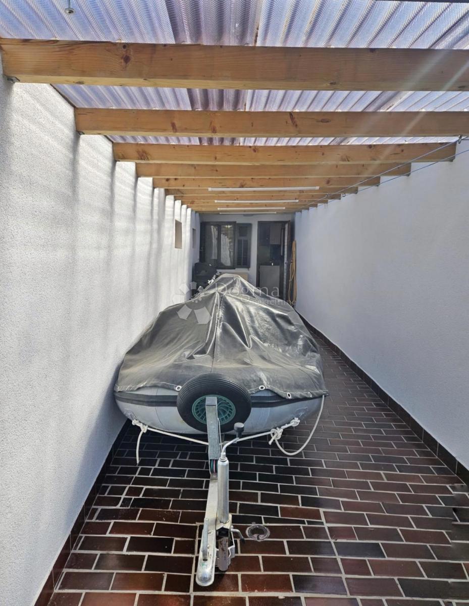 Hiša Peroj, Vodnjan, 65m2