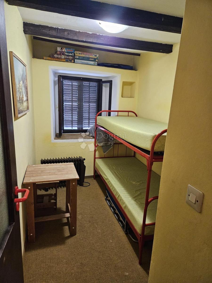 Hiša Peroj, Vodnjan, 65m2