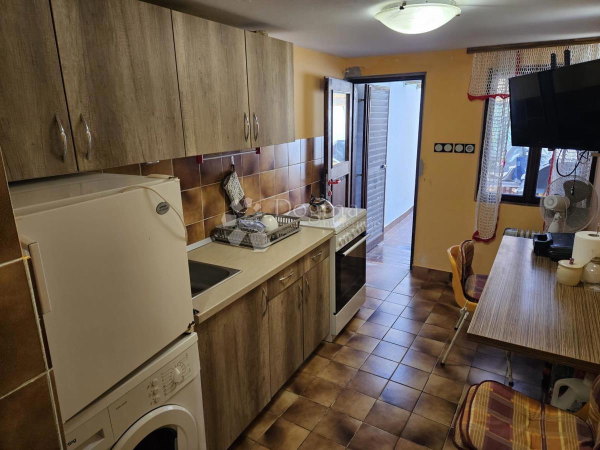 Hiša Peroj, Vodnjan, 65m2