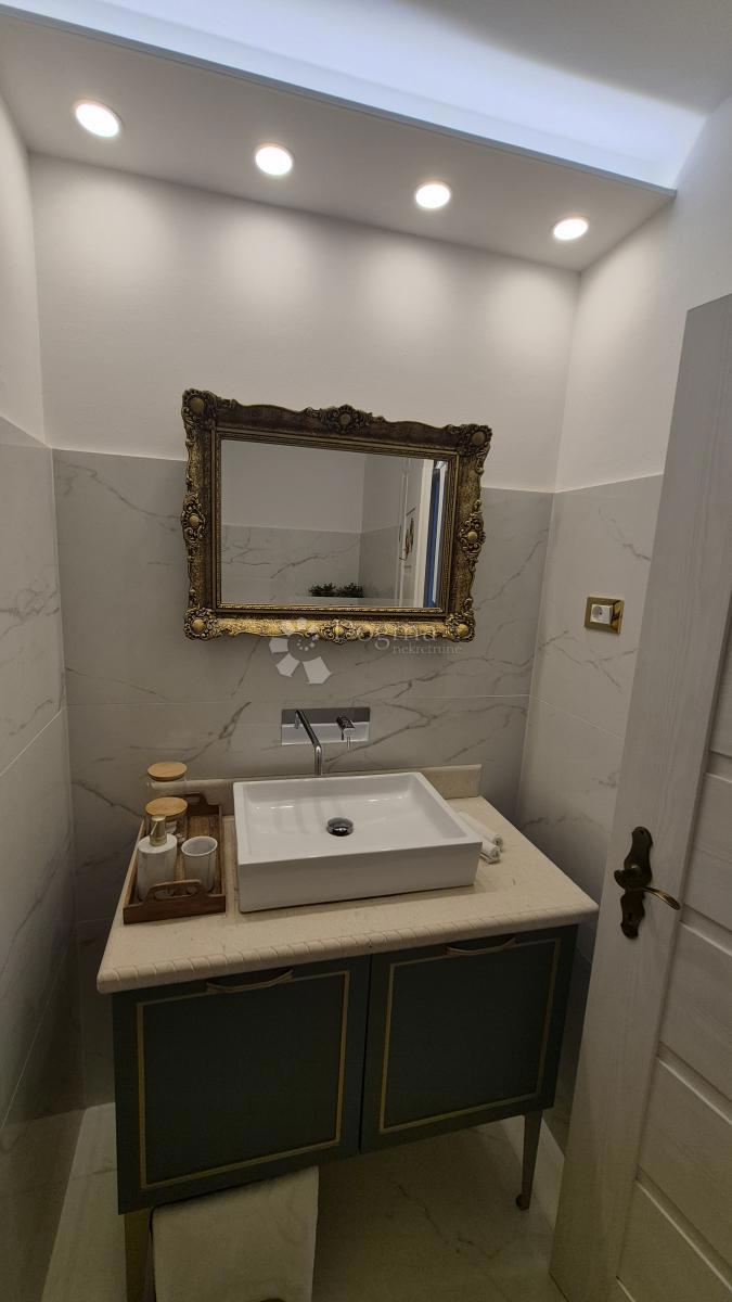 Stanovanje Vrsar, 77,97m2