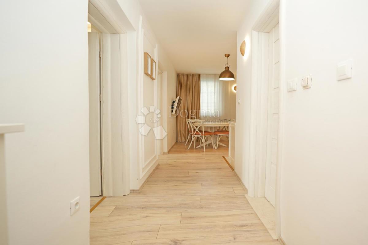 Stanovanje Vrsar, 77,97m2