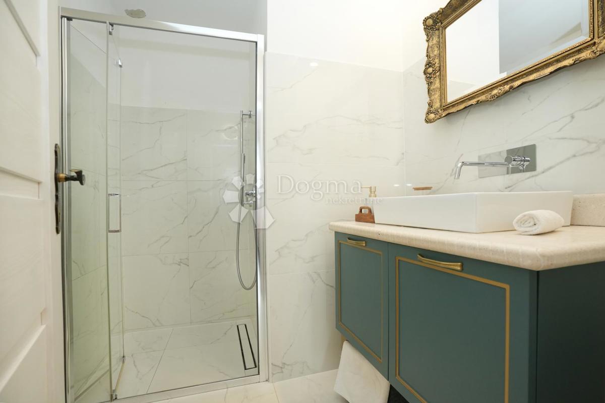 Stanovanje Vrsar, 77,97m2