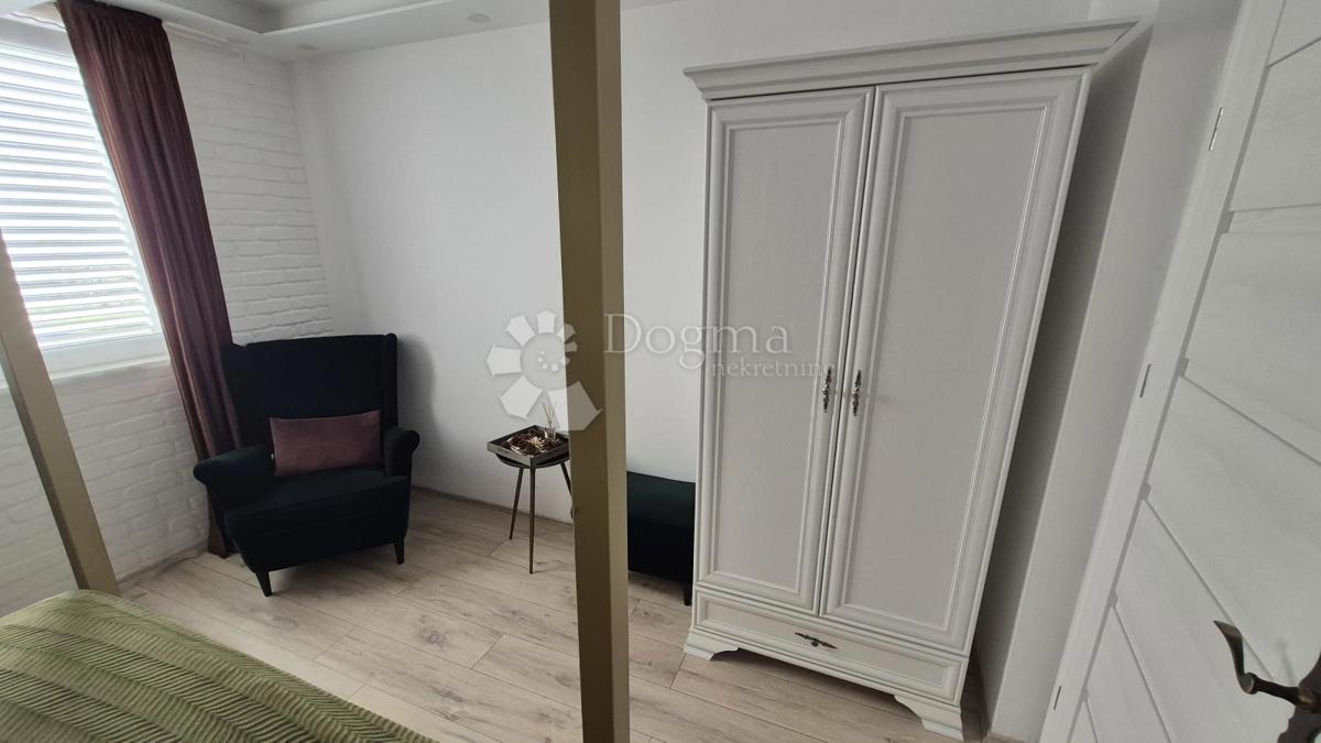 Stanovanje Vrsar, 77,97m2